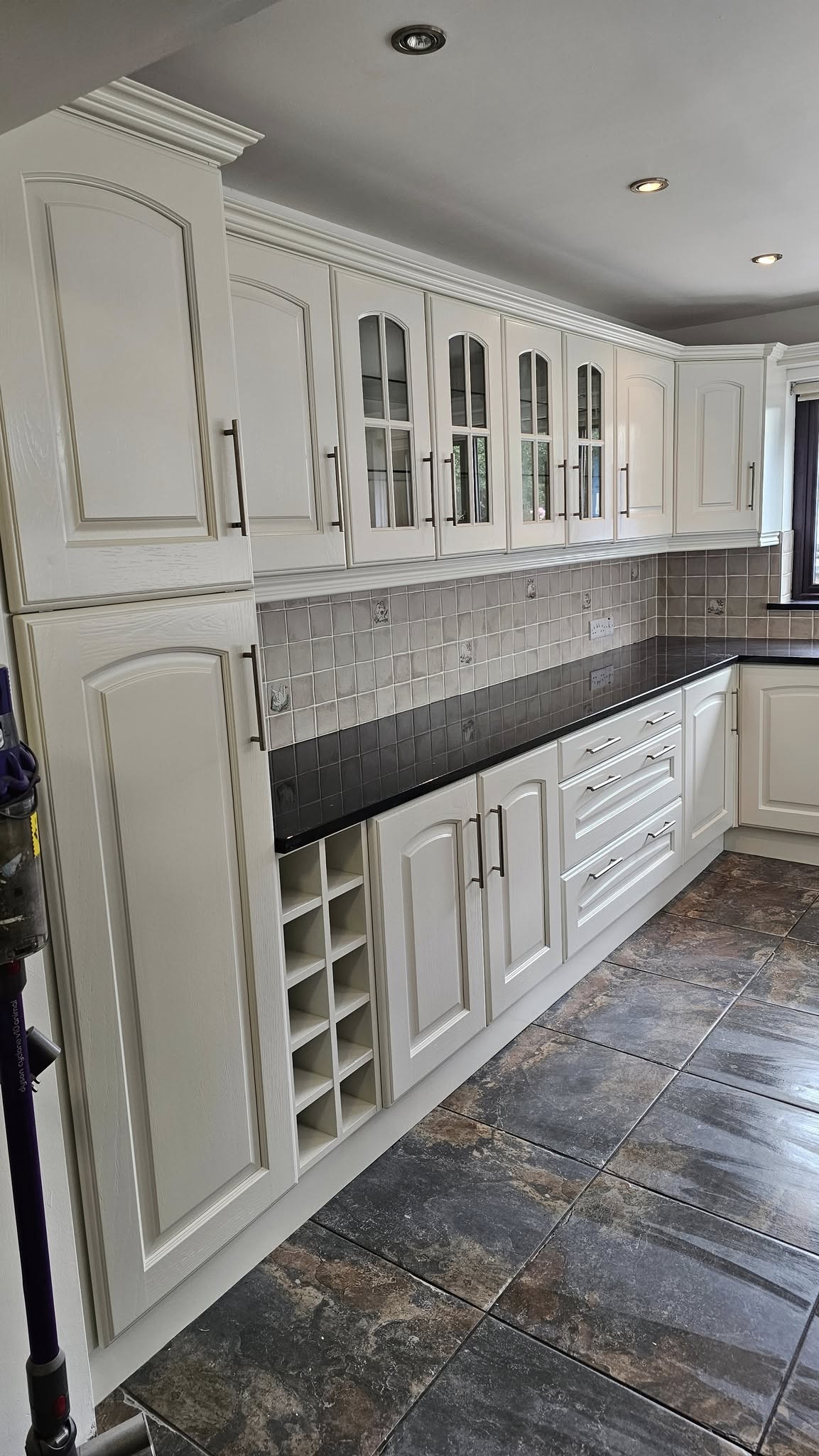 Furniture restoration and spraying services throughout Belfast and Northern Ireland.