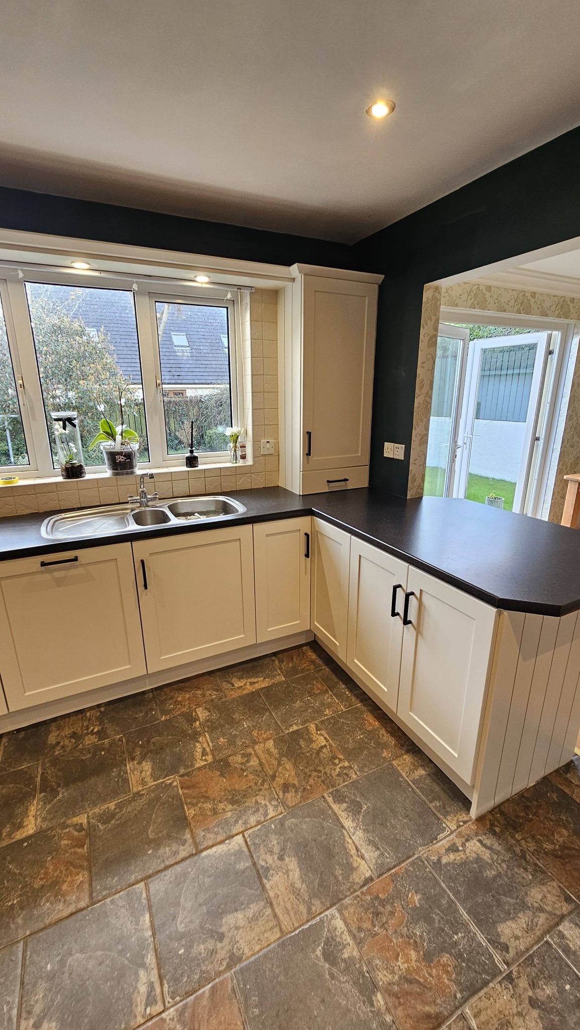 Professional furniture respraying services in Belfast for residential and commercial interiors.